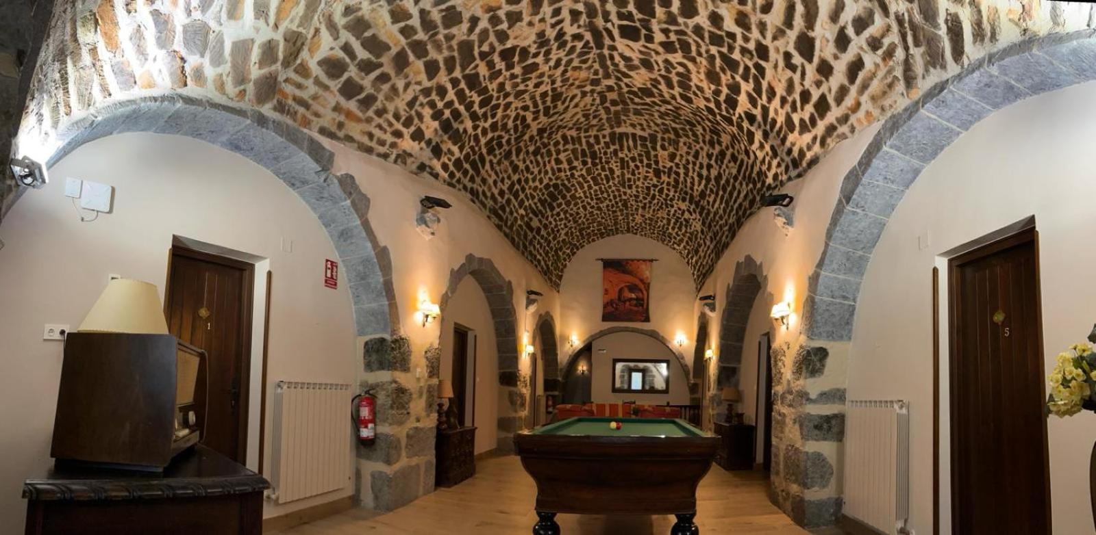 Hotel Larranaga Azpeitia Exterior photo