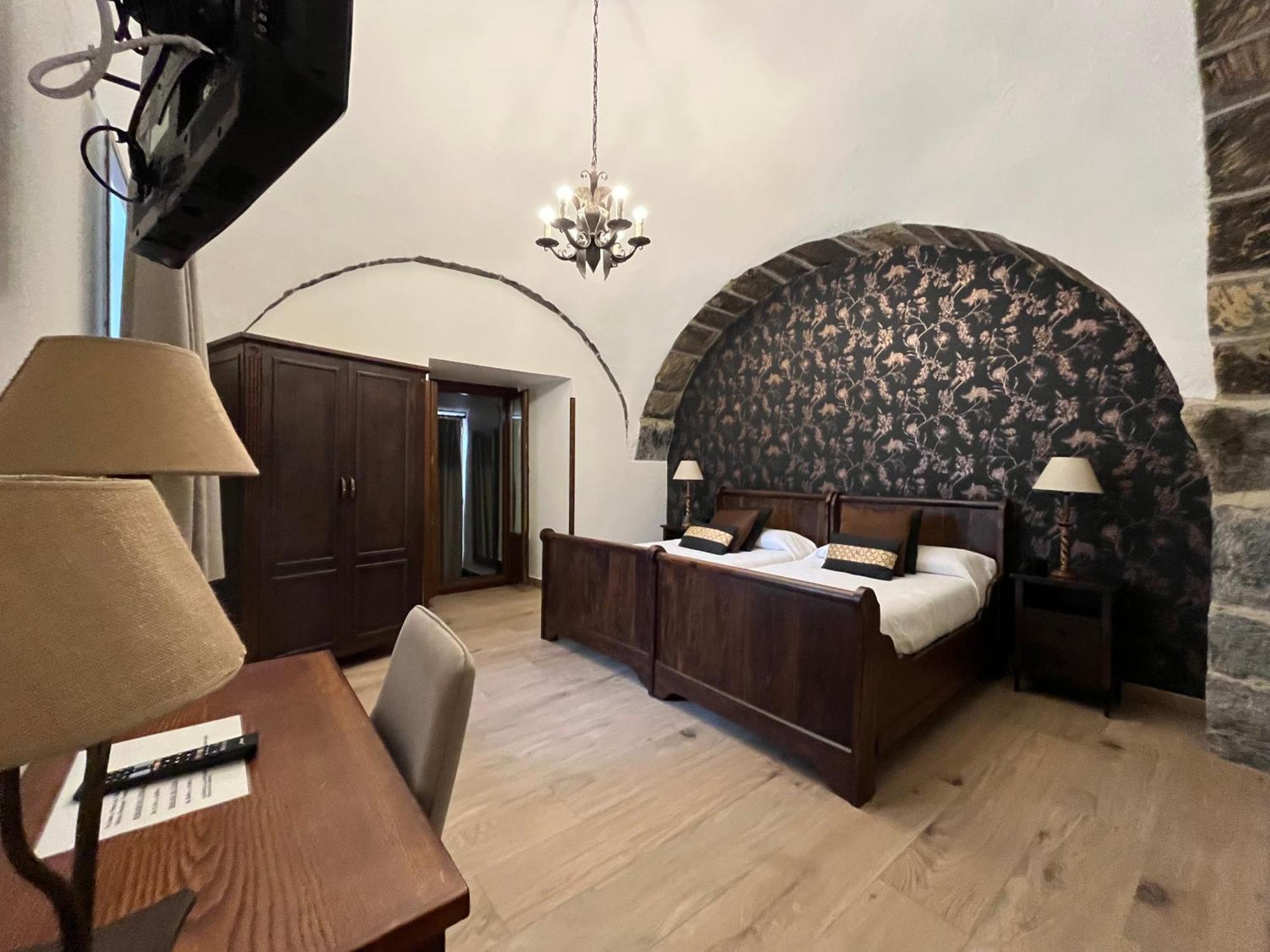 Hotel Larranaga Azpeitia Exterior photo
